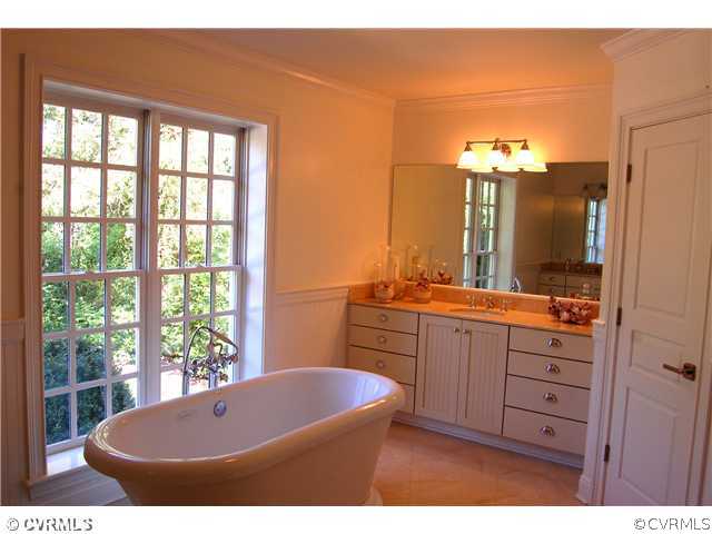 6603 Three Chopt Road Richmond, VA 23226 - Photo 13 of 13 Bathroom