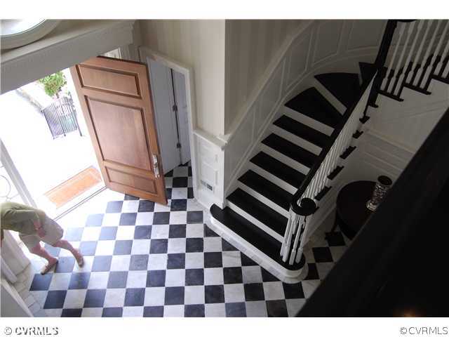 6603 Three Chopt Road Richmond, VA 23226 - Photo 5 of 13 Foyer