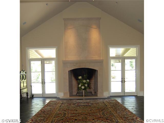 6603 Three Chopt Road Richmond, VA 23226 - Photo 8 of 13 Den/Family/Great Room
