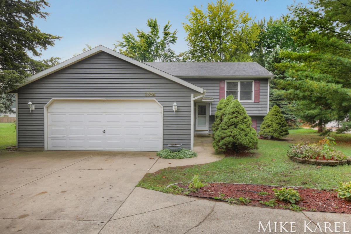 1384 Bauer Road Jenison, MI 49428 - Photo 1 of 20 jen1
