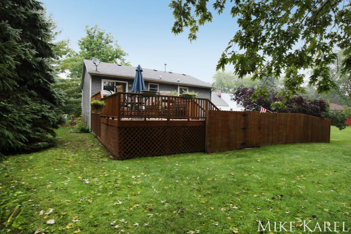 1384 Bauer Road Jenison, MI 49428 - Photo 18 of 20 jen20