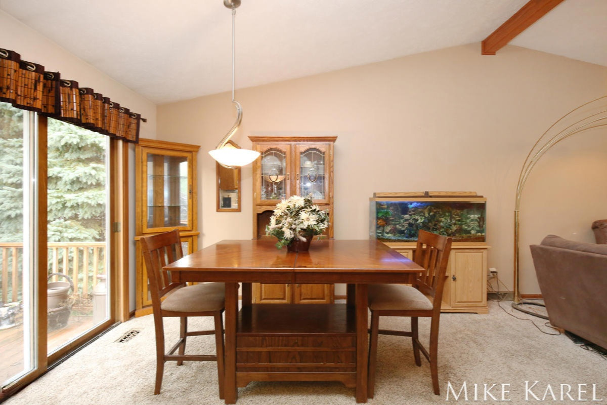 1384 Bauer Road Jenison, MI 49428 - Photo 9 of 20 jen10