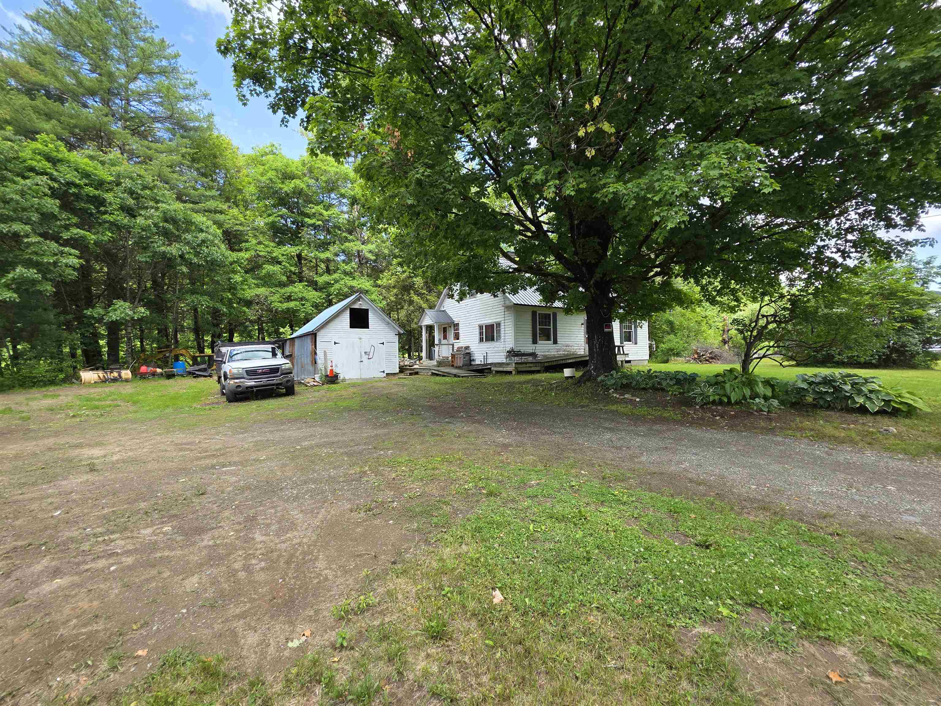 373 Highway 30 Newfane, VT 05345 - Photo 5 of 49