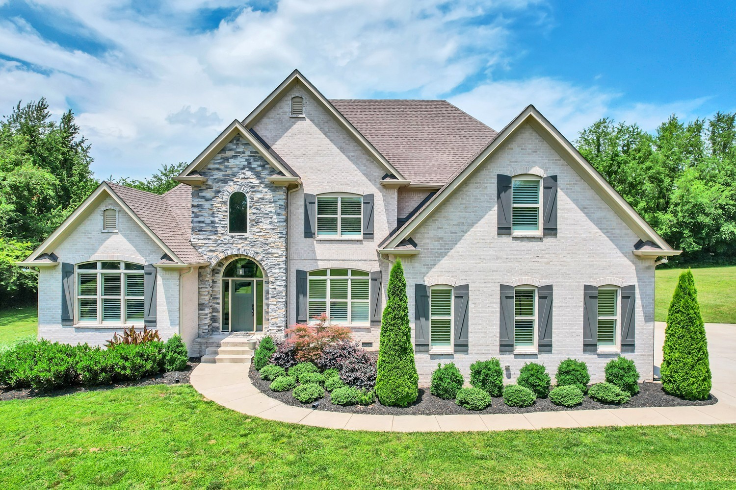 4711 Peytonsville Road Franklin, TN 37064 - Photo 1 of 59 Gallery Image 1