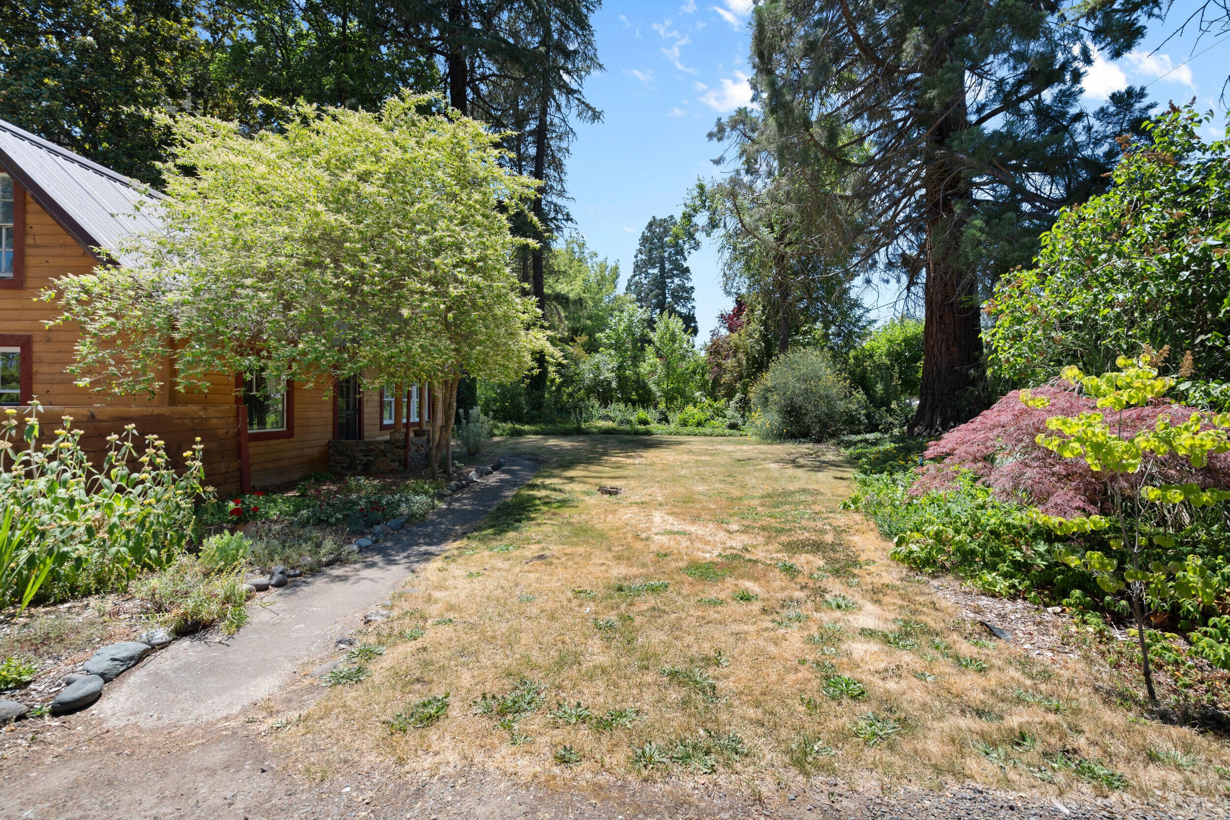 2958 Freeland Road Central Point, OR 97502 - Photo 69 of 84 2958 freeland rd, central point-18