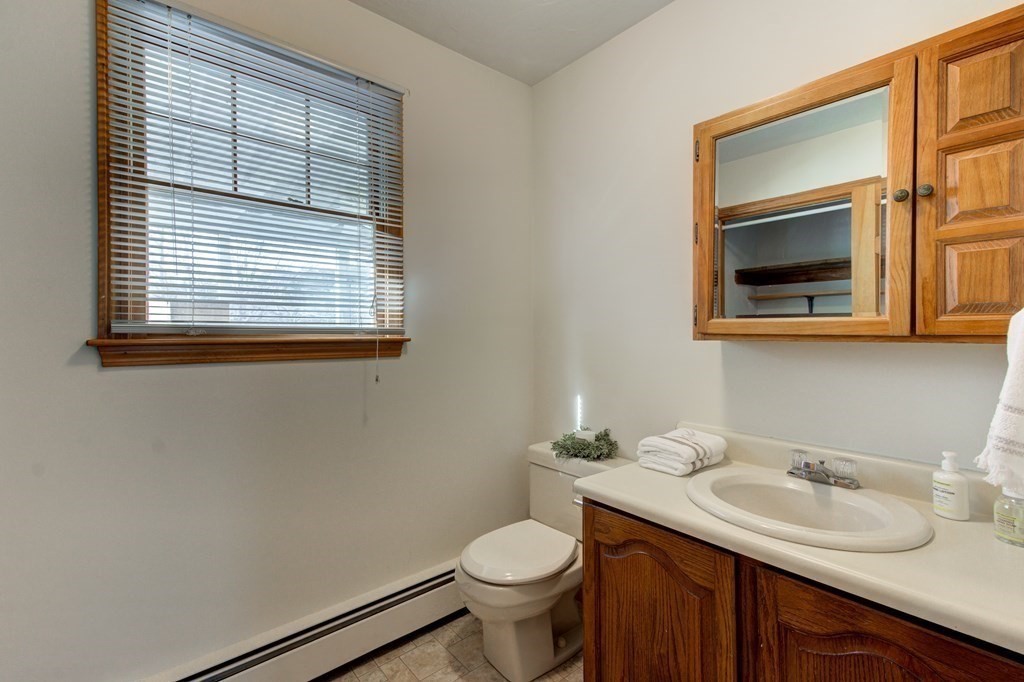 48 Mechanic Street Upton, MA 01568 - Photo 16 of 42 Gallery Image 16