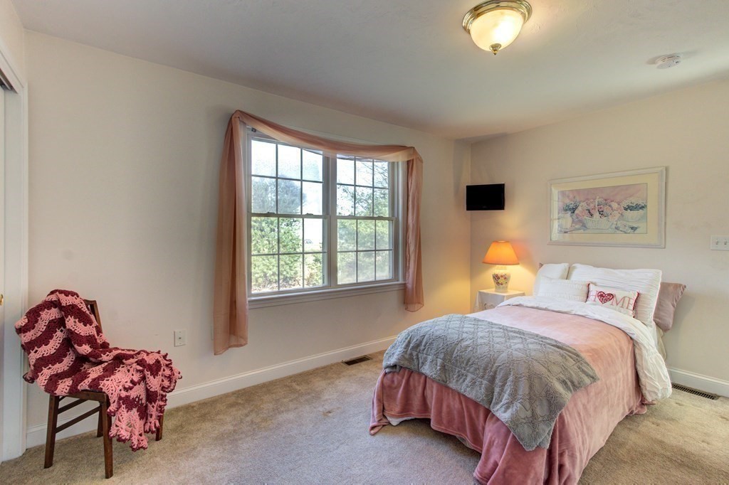48 Mechanic Street Upton, MA 01568 - Photo 23 of 42 Gallery Image 23