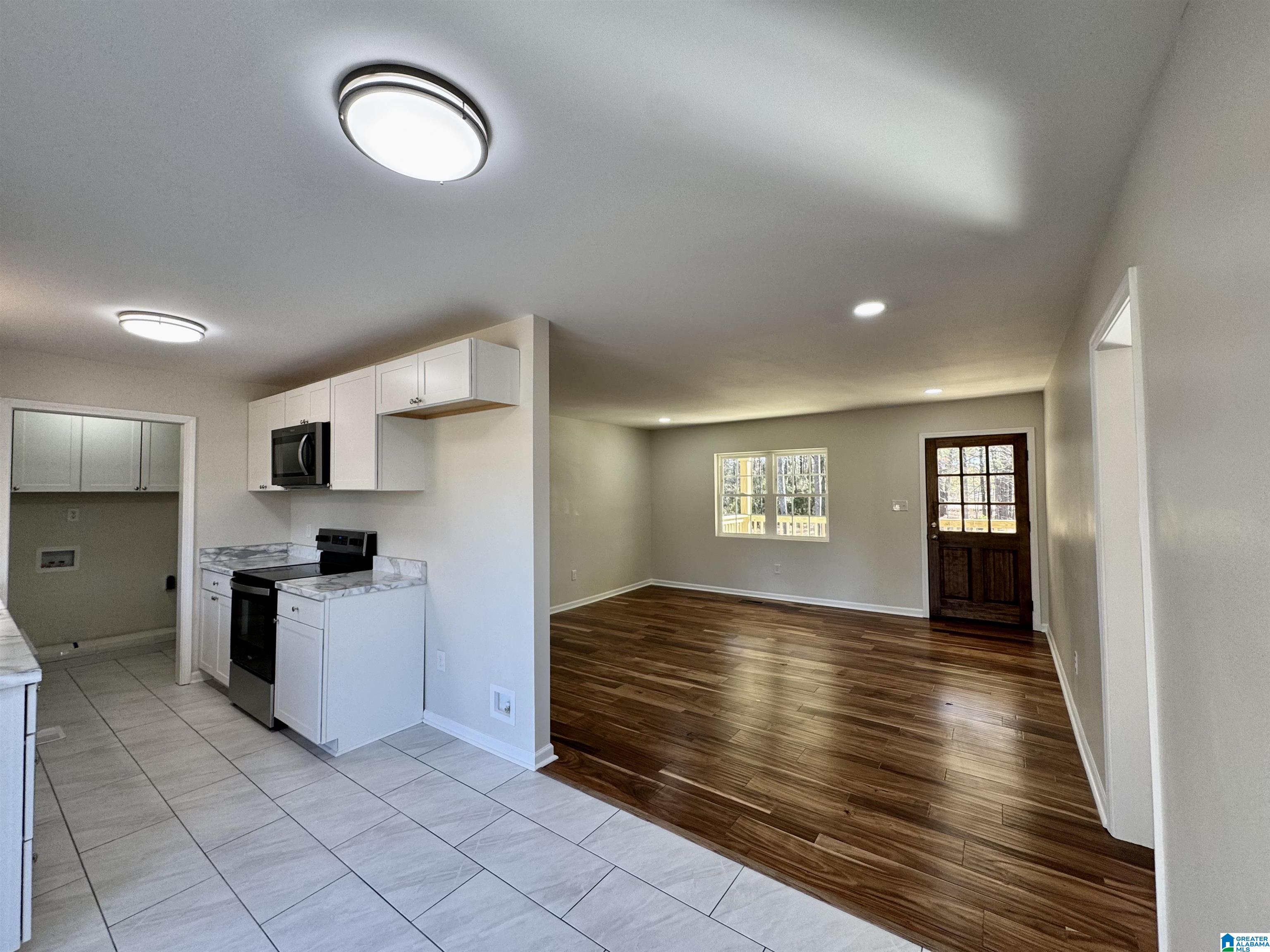 645 Skyview Lake Road Warrior, AL 35180 - Photo 17 of 53