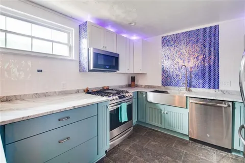 $639,000 | 1141 Frenchmen Street, New Orleans, LA 70116