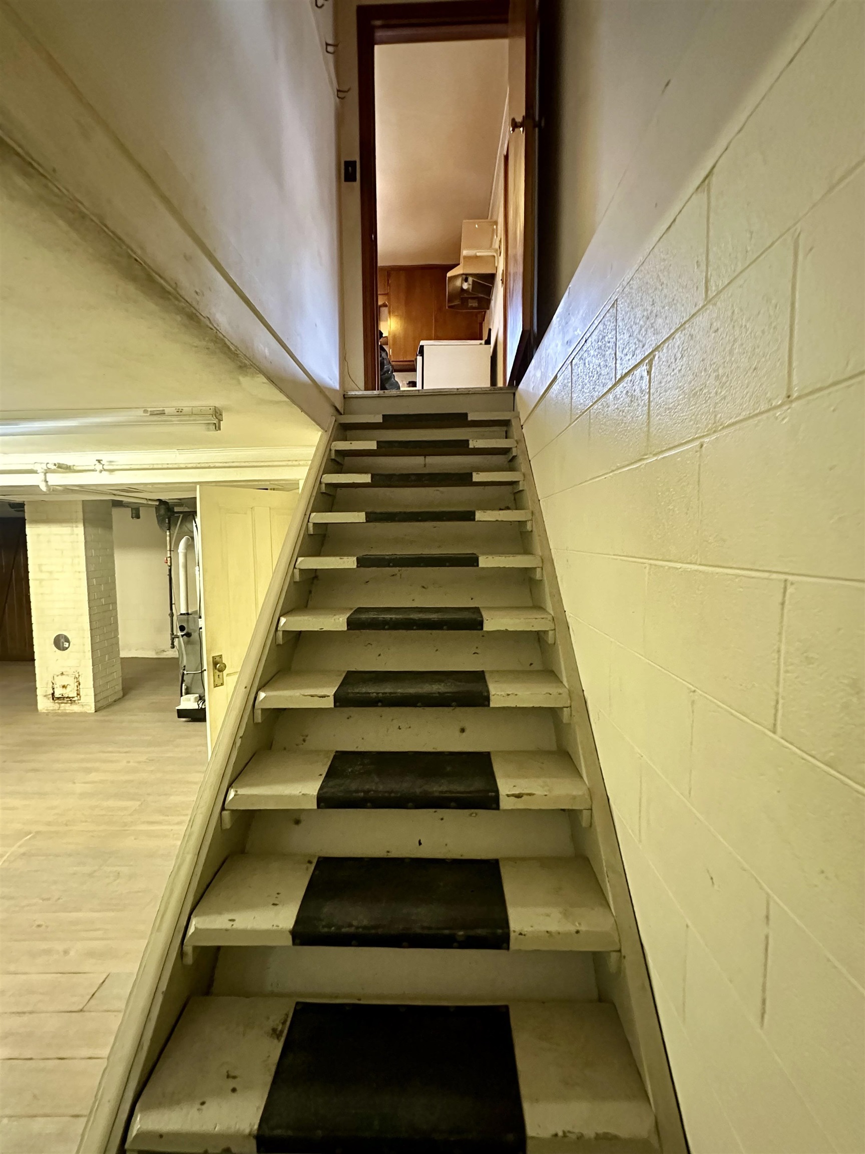 921 Wilson Street Princeton, WI 54968 - Photo 13 of 26