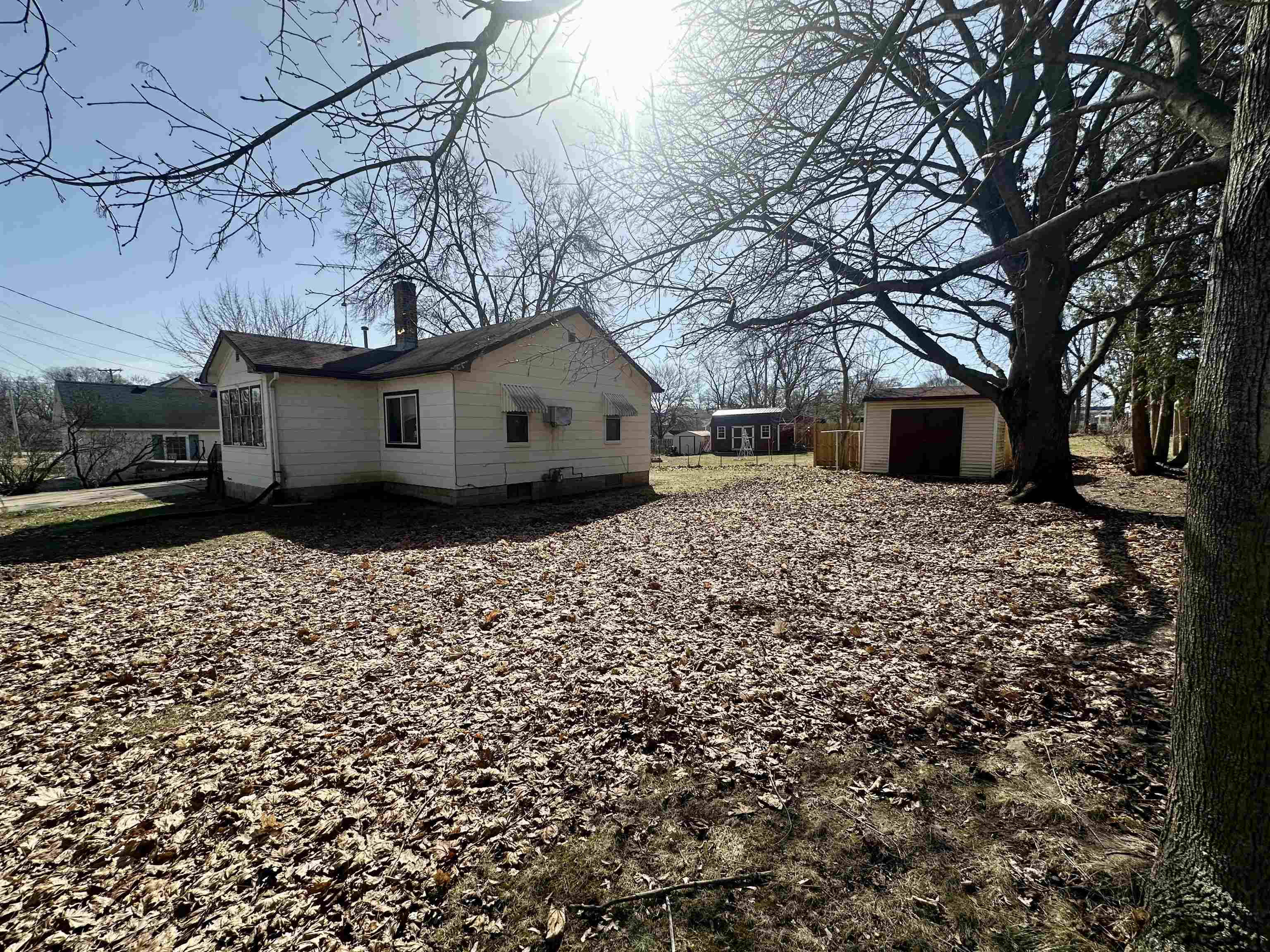 921 Wilson Street Princeton, WI 54968 - Photo 4 of 26