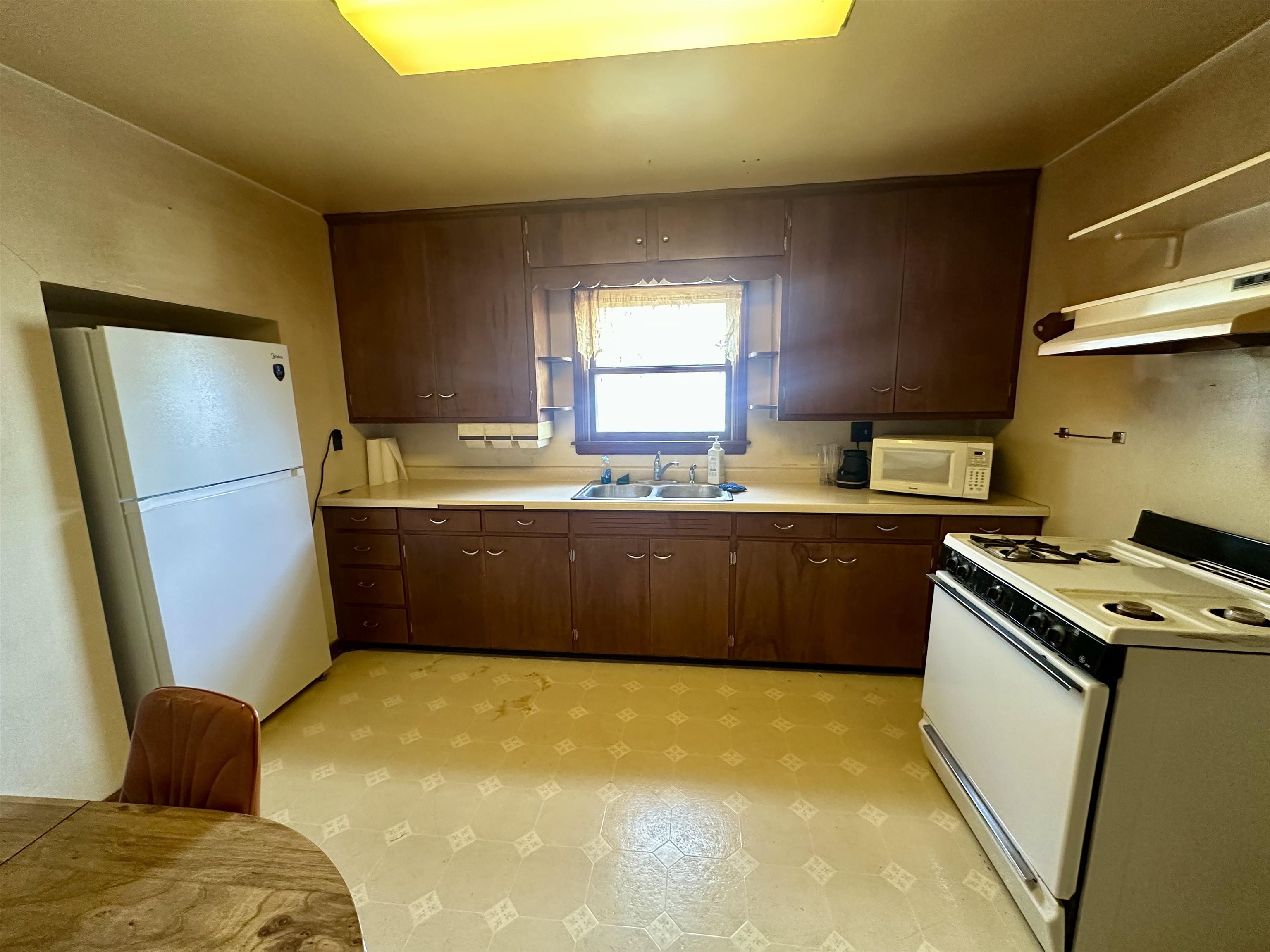 921 Wilson Street Princeton, WI 54968 - Photo 7 of 26