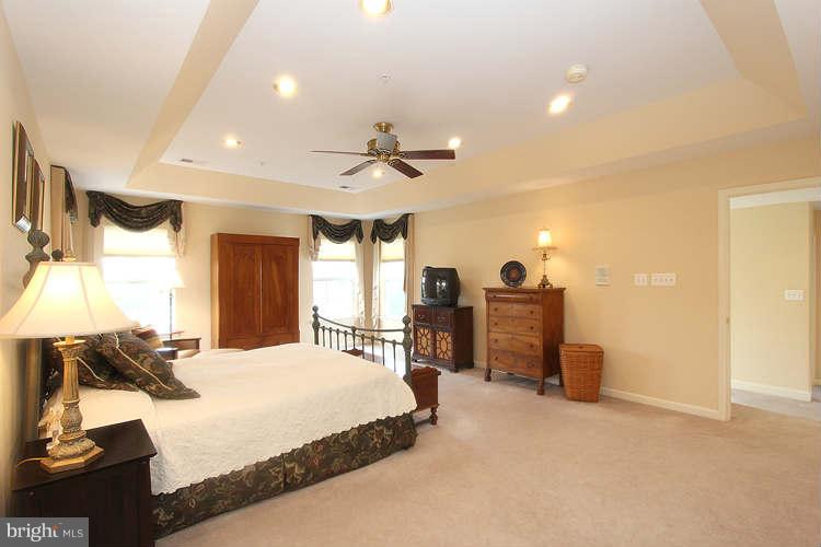 18300 Wickham Road Olney, MD 20832 - Photo 17 of 28 Bedroom (Master)