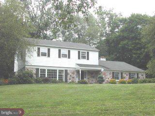 308 Ponds Edge Road West Chester, PA 19382 - Photo 1 of 6 Gallery Image 1