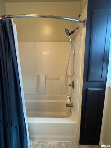 $130,000 | 226 Cass Place, Canton, IL 61520