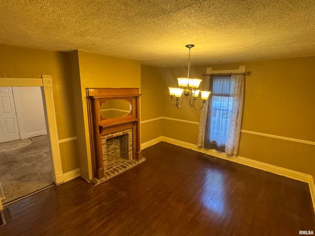 $130,000 | 226 Cass Place, Canton, IL 61520