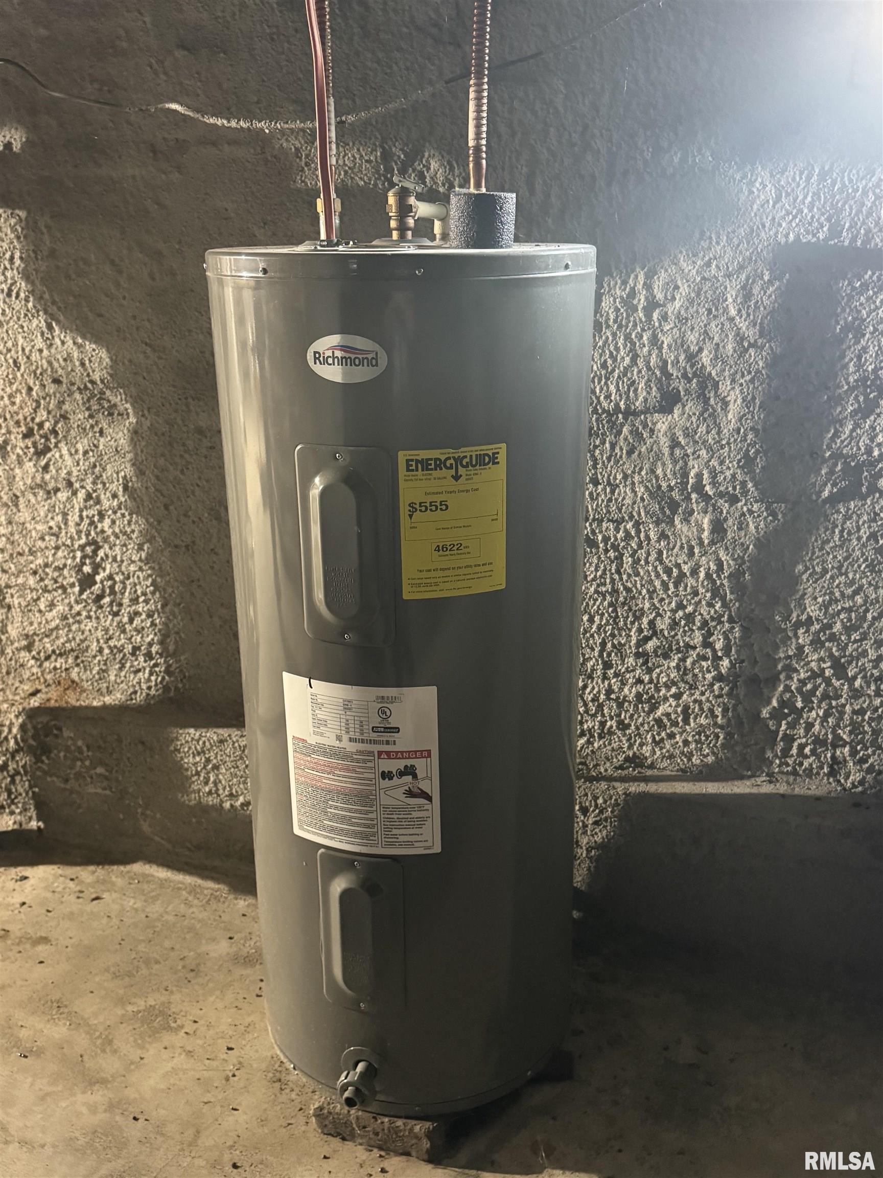 226 Cass Place Canton, IL 61520 - Photo 30 of 41