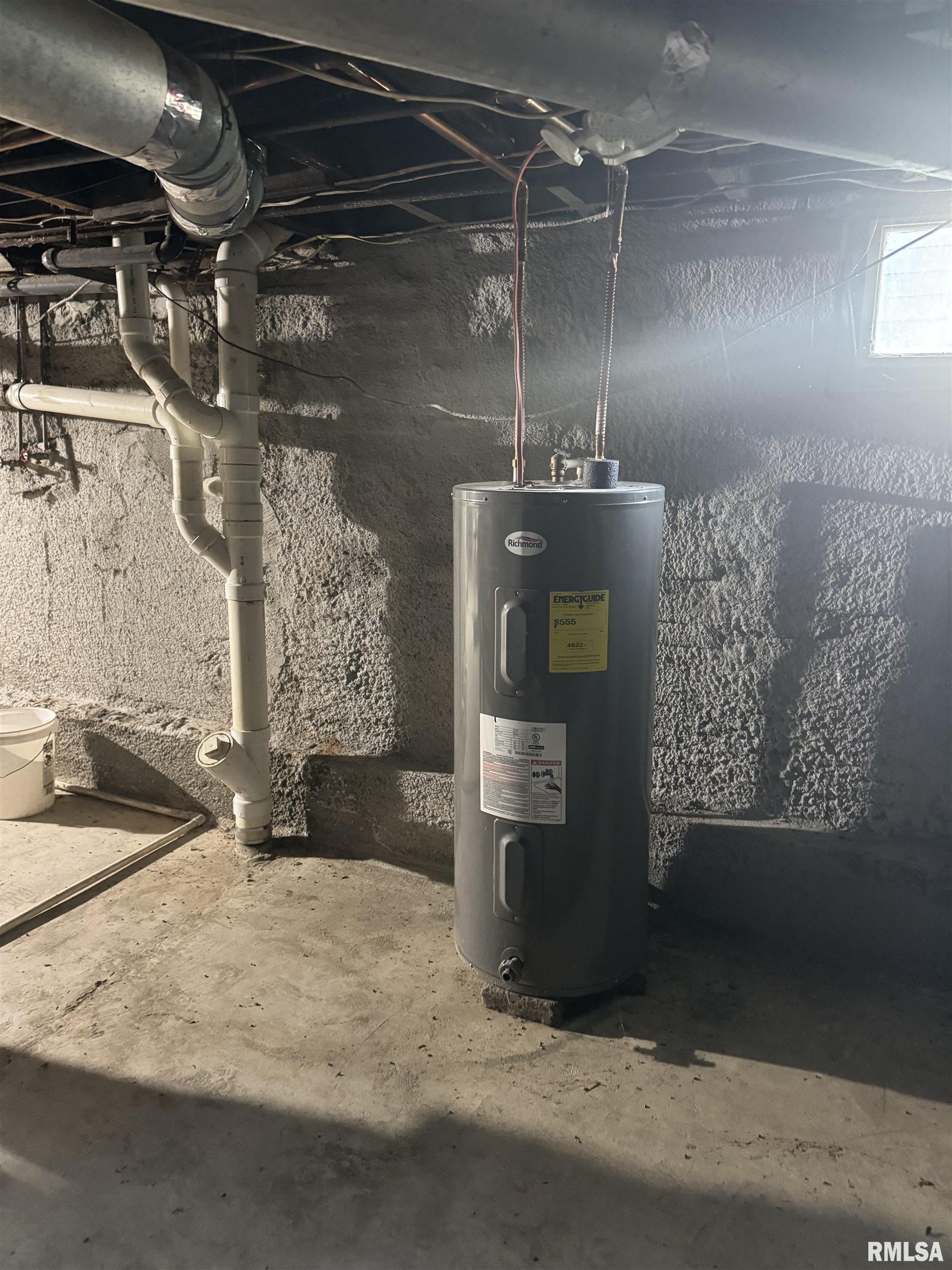 226 Cass Place Canton, IL 61520 - Photo 35 of 41