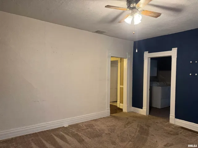 $130,000 | 226 Cass Place, Canton, IL 61520