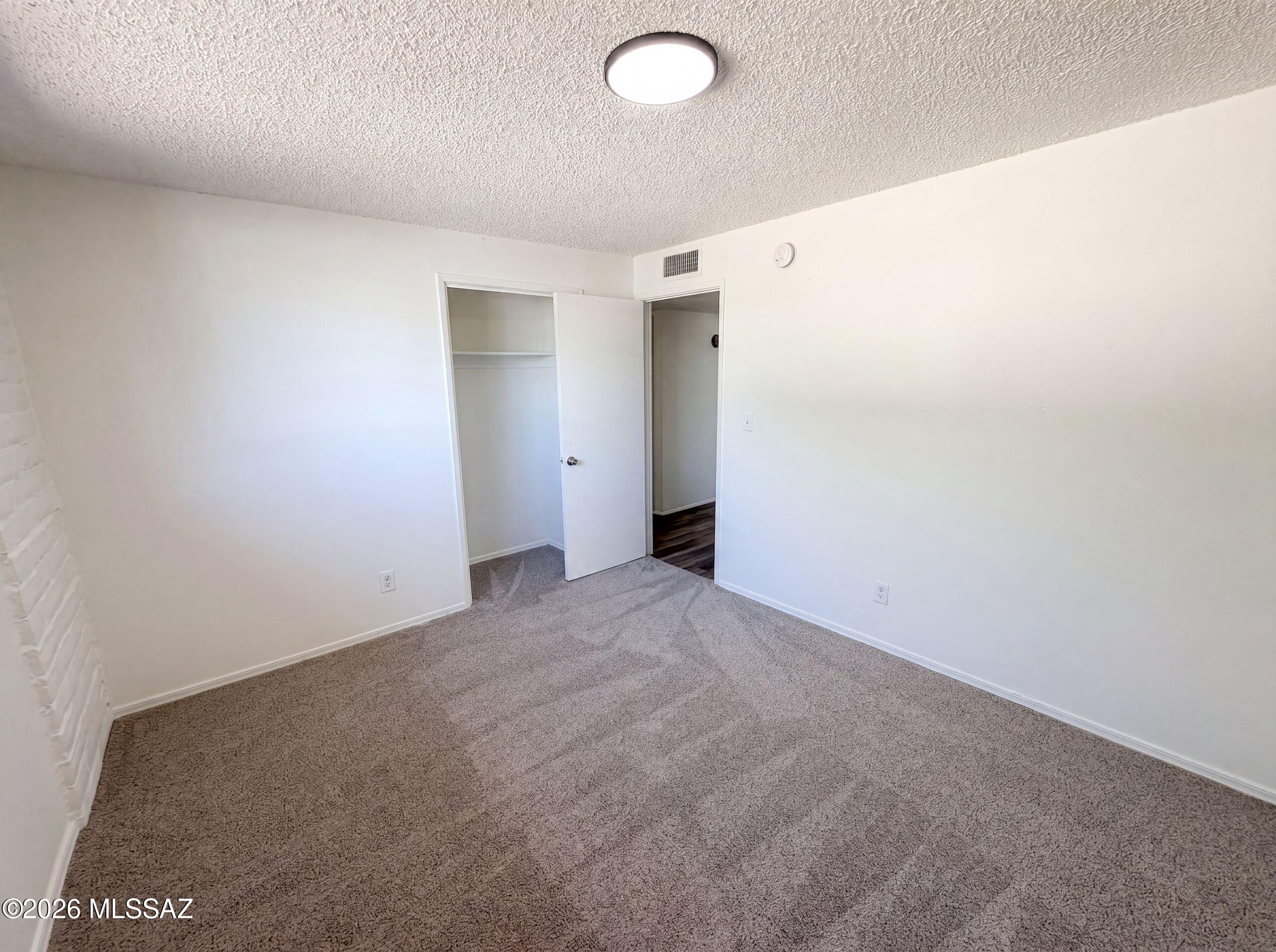 2704 South Lands End Road Tucson, AZ 85713 - Photo 15 of 18 listing_14
