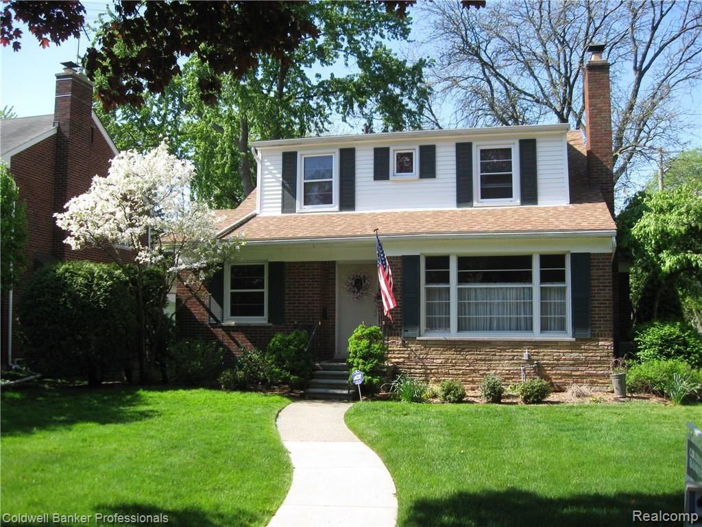 367 Ridgemont Road Grosse Pointe, MI 48236 - Photo 2 of 40