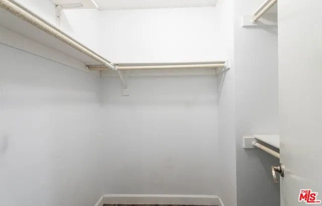 $599,000 | 5800 Owensmouth Avenue, Unit 25, Woodland Hills, CA 91367