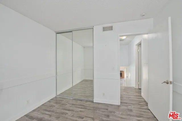 $599,000 | 5800 Owensmouth Avenue, Unit 25, Woodland Hills, CA 91367