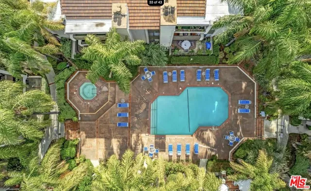 $599,000 | 5800 Owensmouth Avenue, Unit 25, Woodland Hills, CA 91367