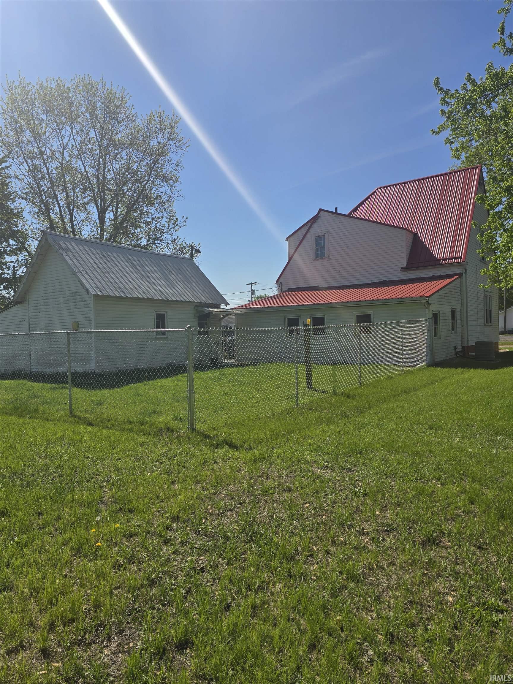 130 West 2nd Street Rochester, IN 46975 - Photo 4 of 12