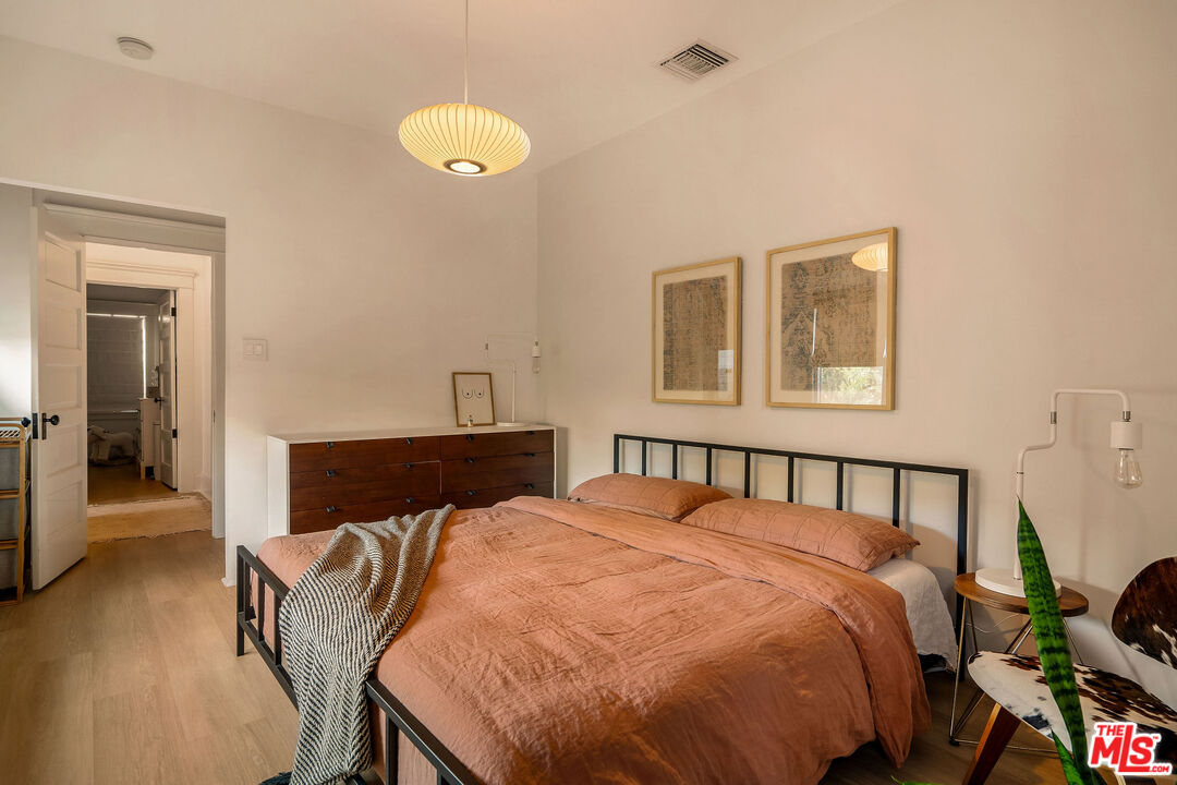 328 Branch Street Los Angeles, CA 90042 - Photo 13 of 30