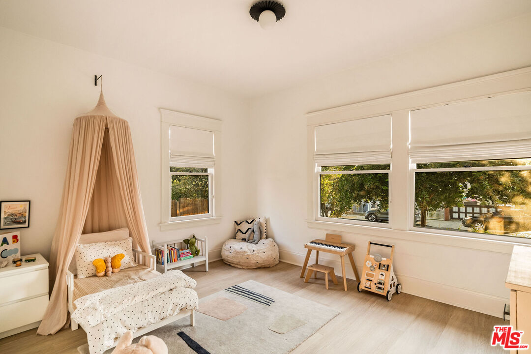328 Branch Street Los Angeles, CA 90042 - Photo 23 of 30