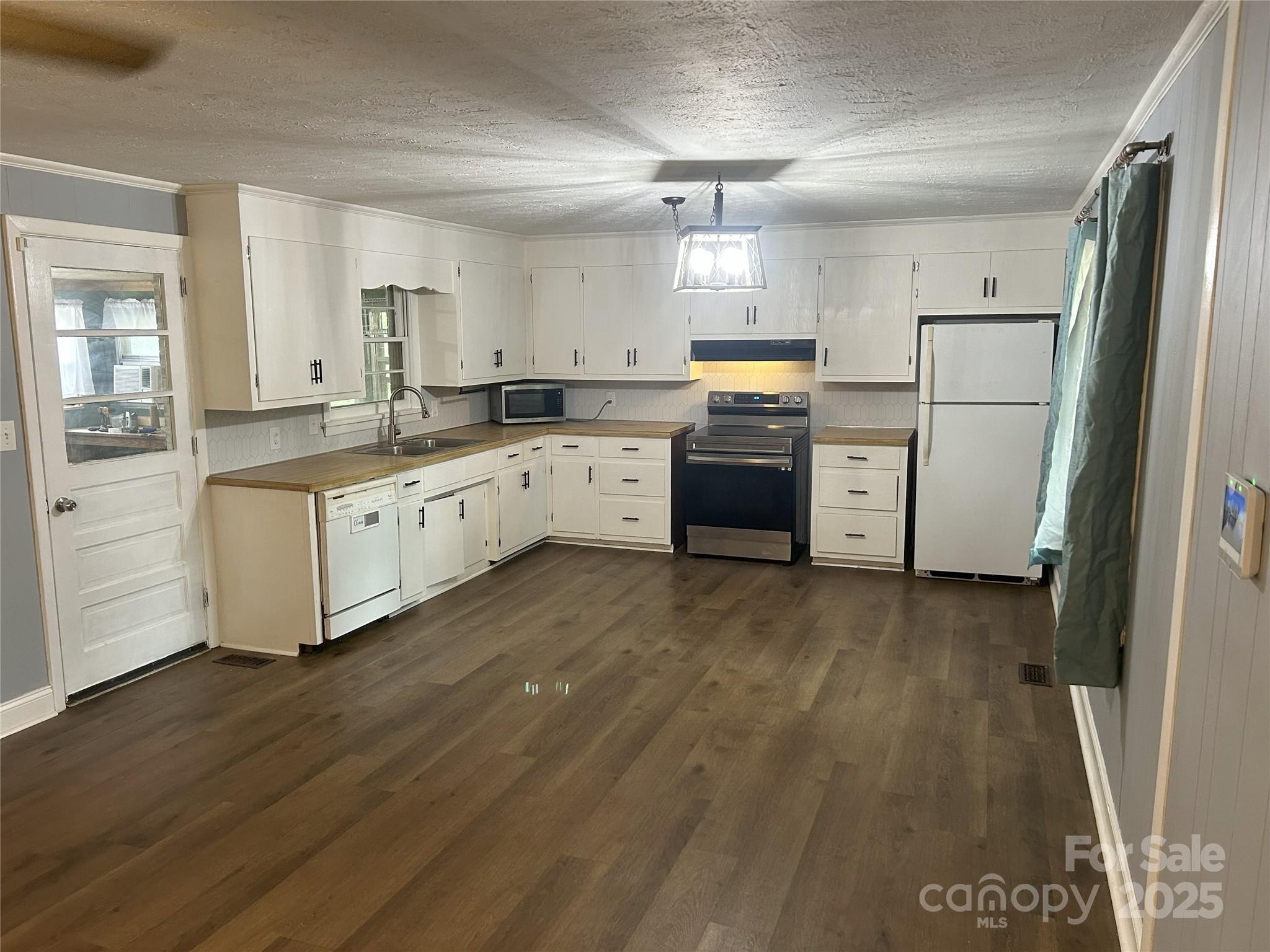 370 Ford Road Salisbury, NC 28147 - Photo 4 of 20 Gallery Image 4
