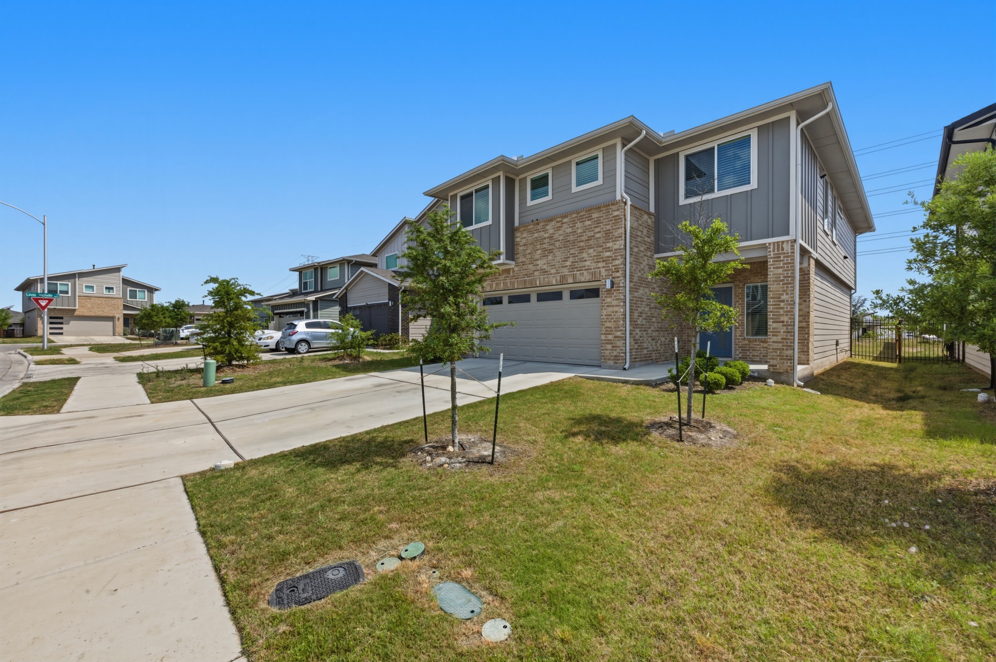 7511 Traylor Cove Austin, TX 78724 - Photo 40 of 40 a house view with a backyard space