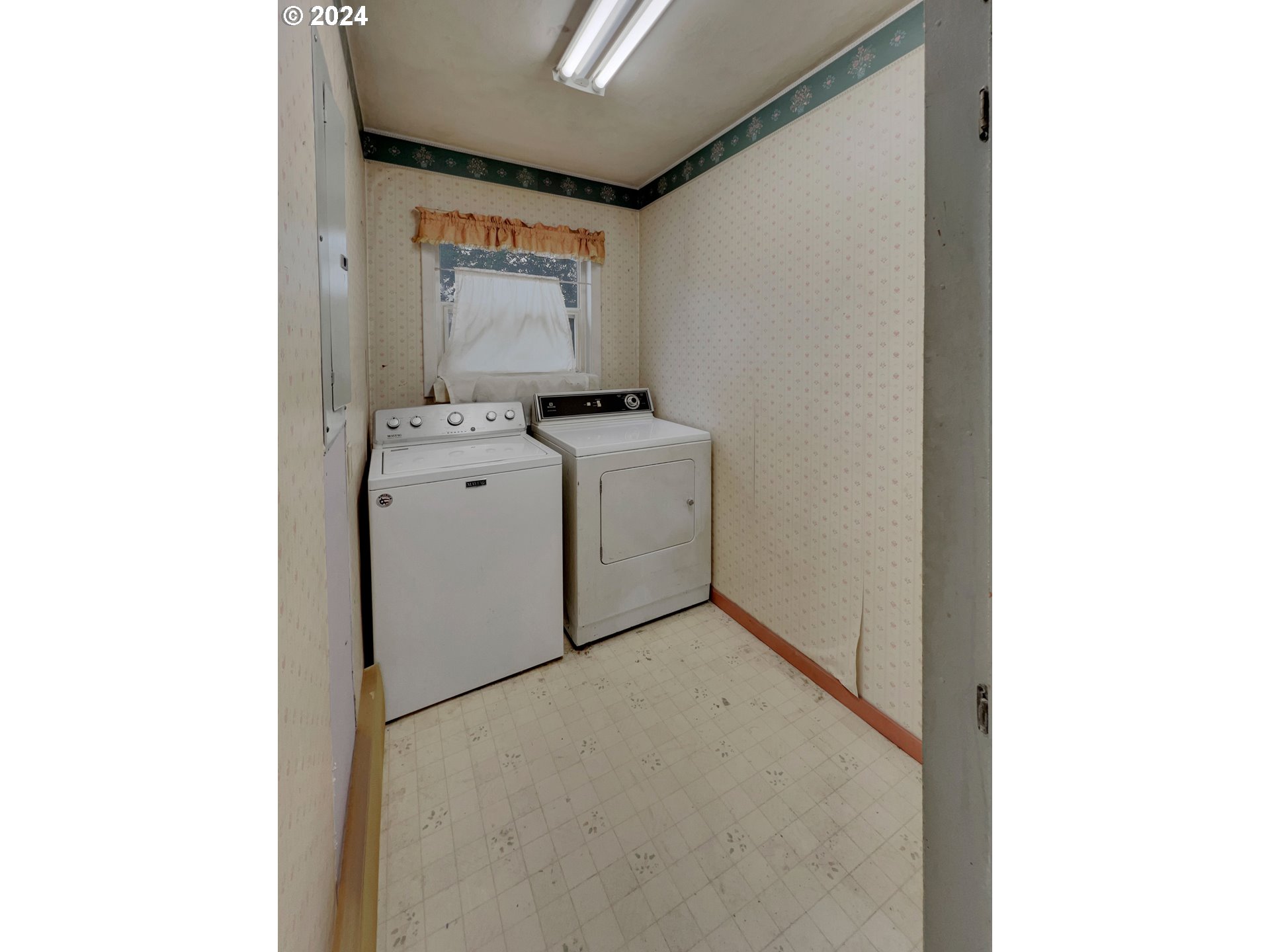 812 Willow Street Myrtle Point, OR 97458 - Photo 11 of 30 Gallery Image 11