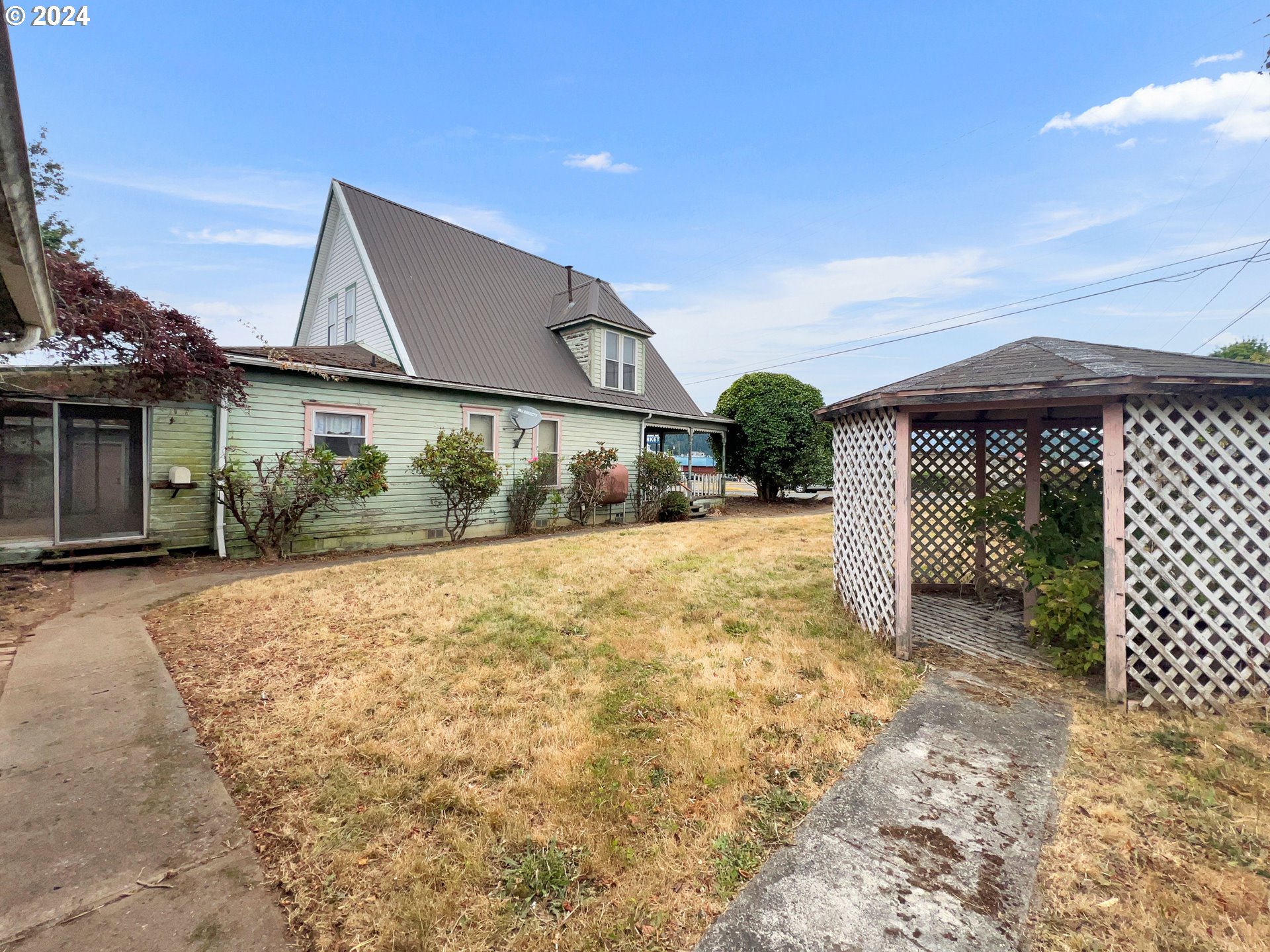 812 Willow Street Myrtle Point, OR 97458 - Photo 19 of 30 Gallery Image 19