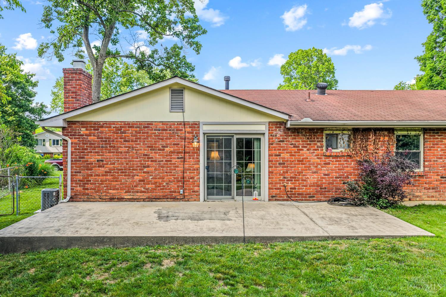 741 Stuart Lane Cincinnati, OH 45245 - Photo 26 of 30