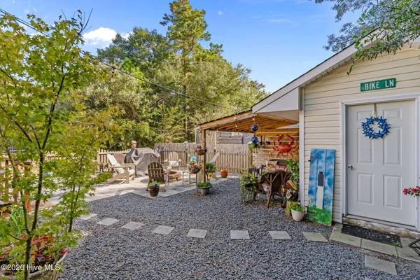 $485,500 | 212 Northeast 33rd Street, Oak Island, NC 28465