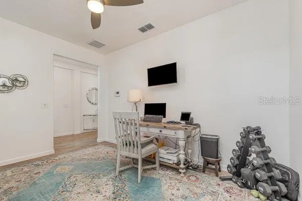 $425,000 | 2392 Sirena Lane, Mount Dora, FL 32757