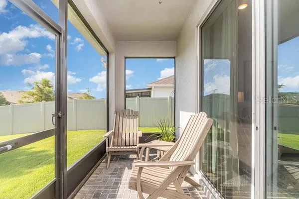 $425,000 | 2392 Sirena Lane, Mount Dora, FL 32757