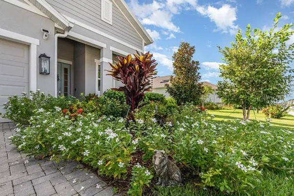 $425,000 | 2392 Sirena Lane, Mount Dora, FL 32757
