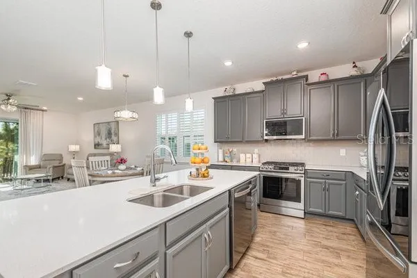 $425,000 | 2392 Sirena Lane, Mount Dora, FL 32757