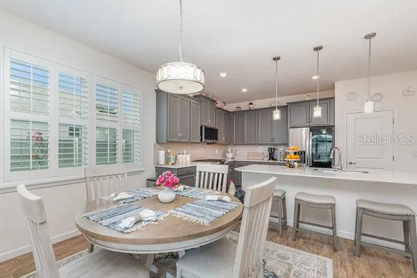 $425,000 | 2392 Sirena Lane, Mount Dora, FL 32757