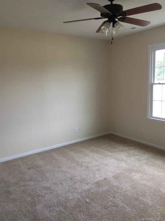 4571 Saluda Road Rock Hill, SC 29730 - Photo 8 of 12 Gallery Image 8