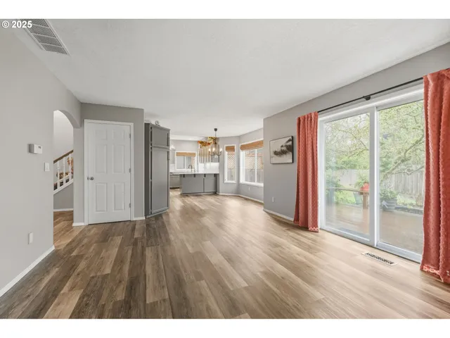 $639,900 | 3075 Northeast 4th Avenue, Hillsboro, OR 97124