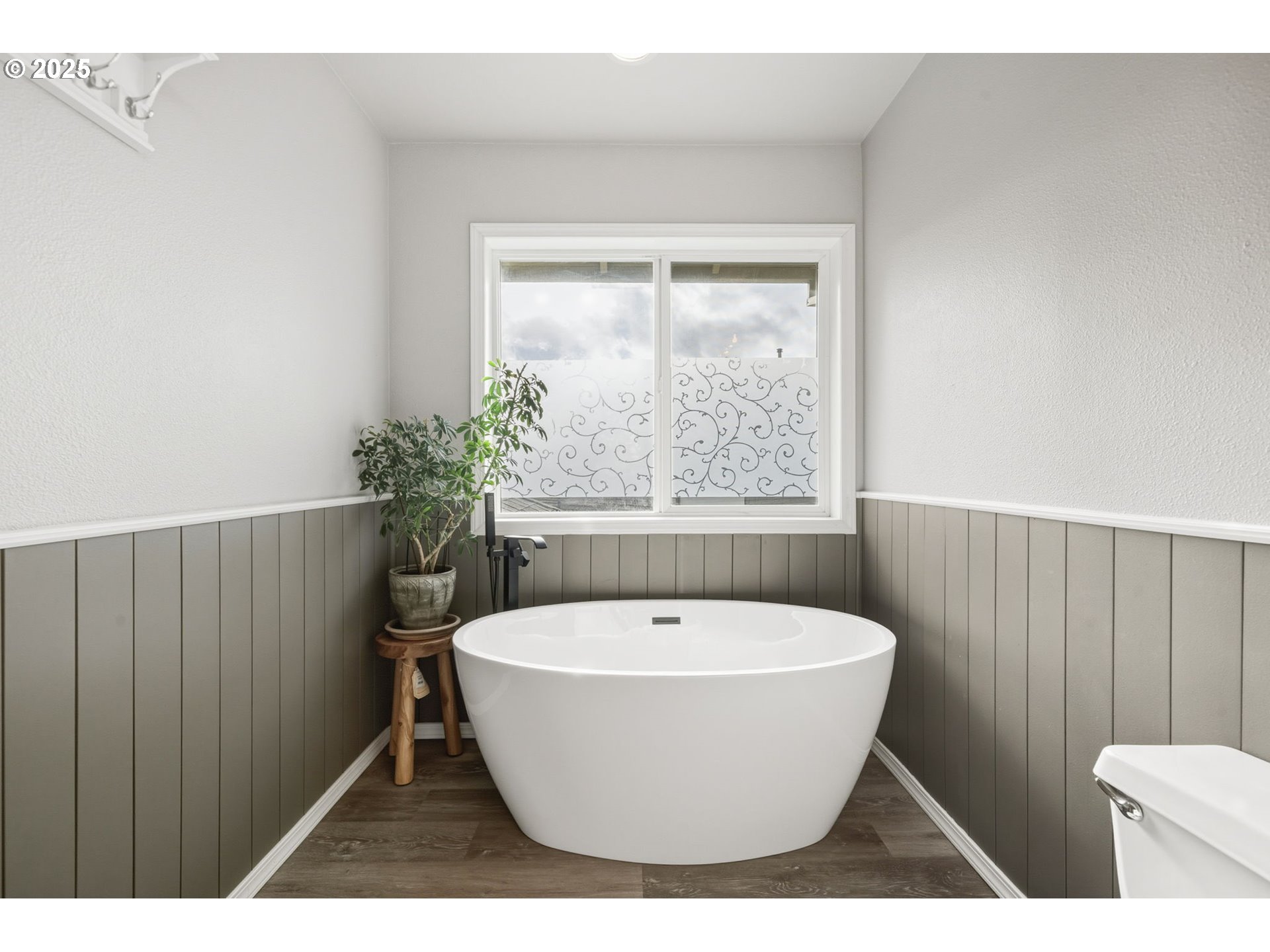 3075 Northeast 4th Avenue Hillsboro, OR 97124 - Photo 16 of 33