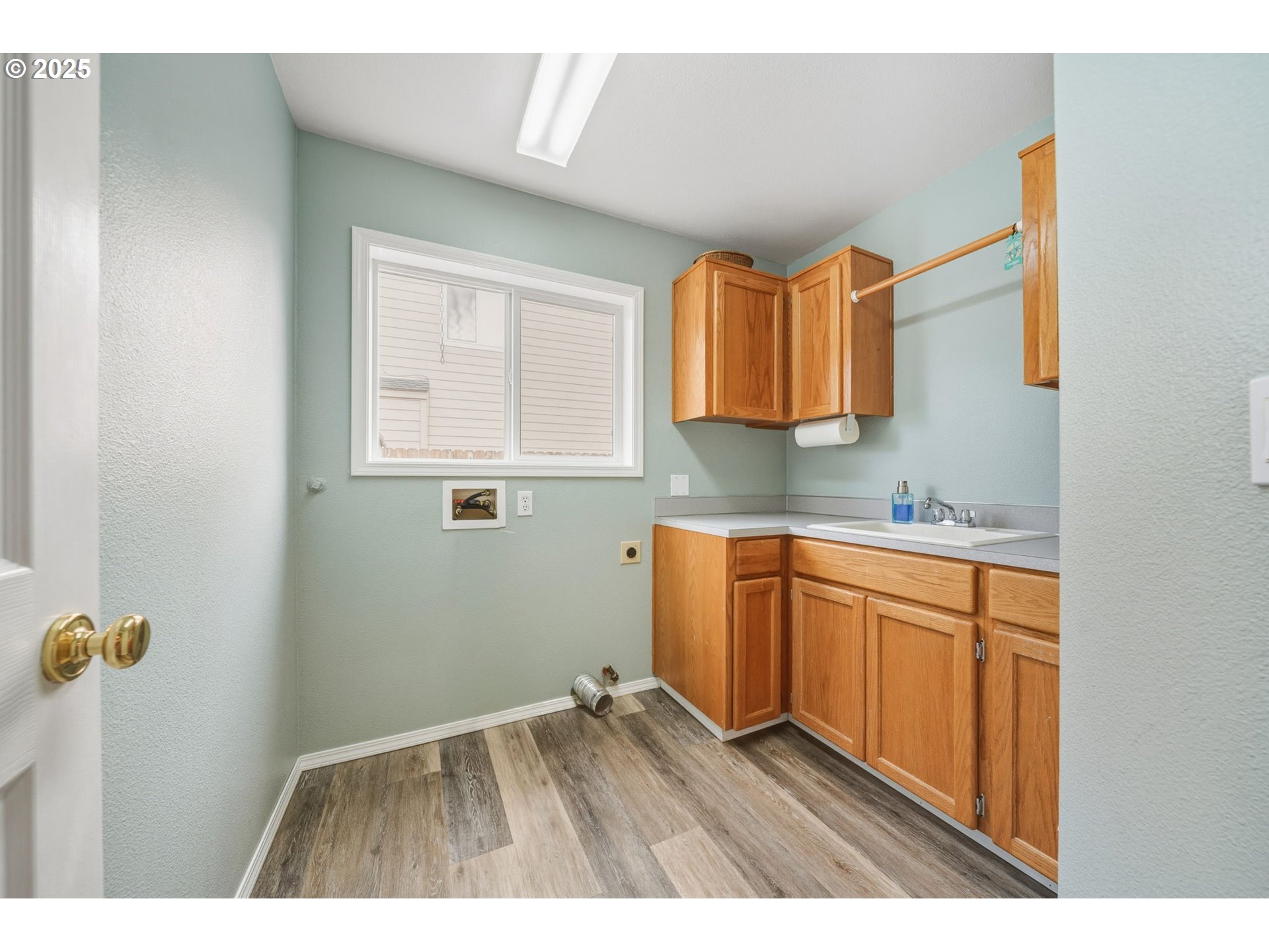 3075 Northeast 4th Avenue Hillsboro, OR 97124 - Photo 23 of 33