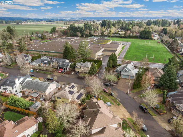 $639,900 | 3075 Northeast 4th Avenue, Hillsboro, OR 97124