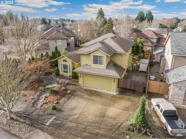 $639,900 | 3075 Northeast 4th Avenue, Hillsboro, OR 97124