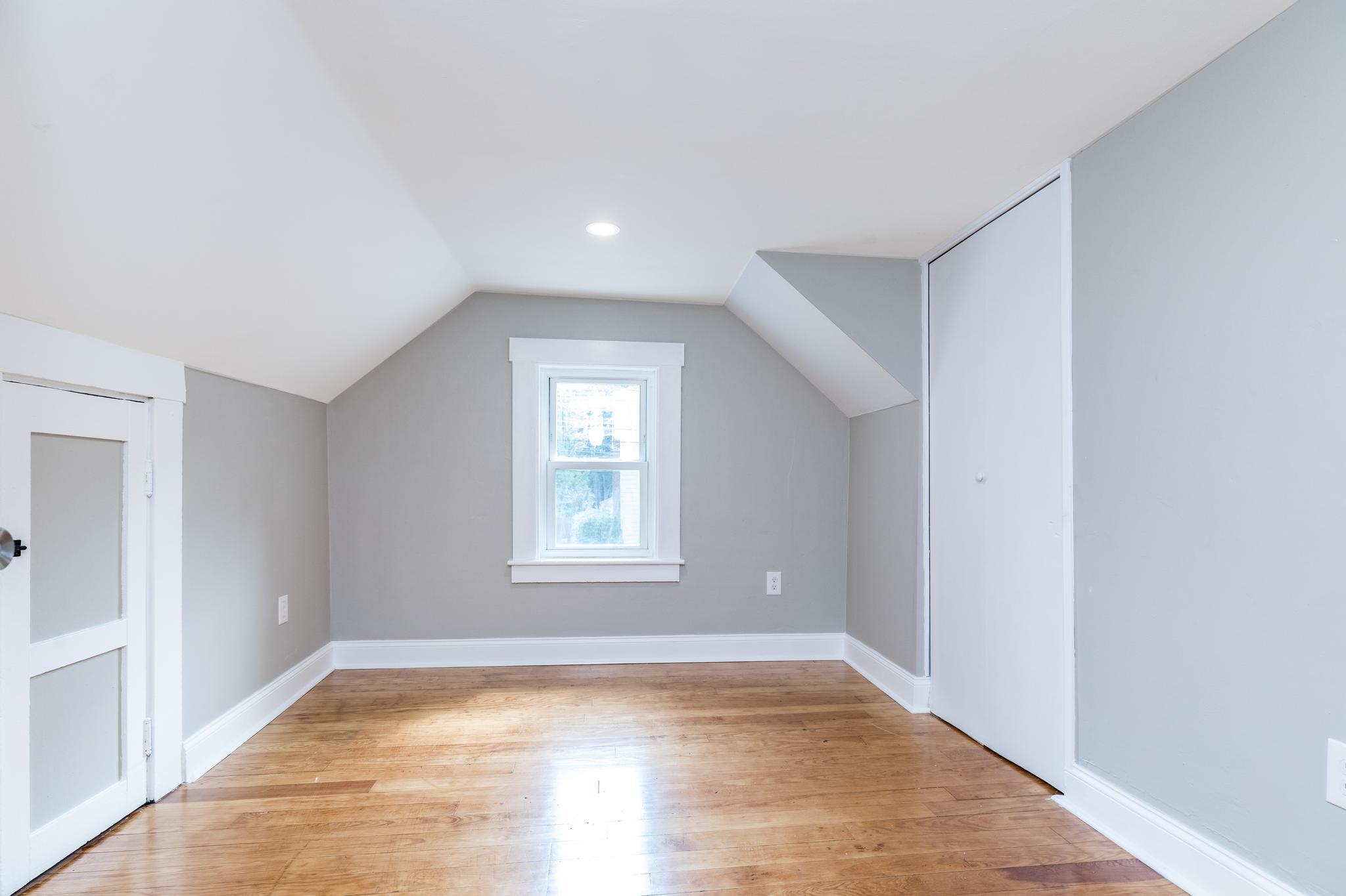70 Franklin Street Rochester, NH 03867 - Photo 18 of 27