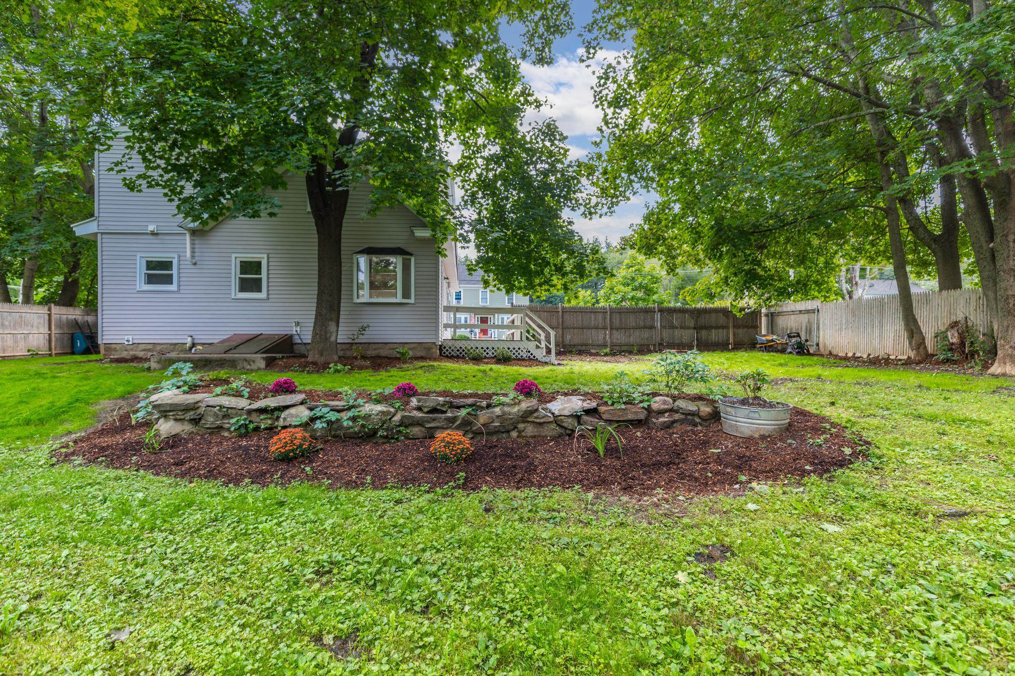 70 Franklin Street Rochester, NH 03867 - Photo 23 of 27